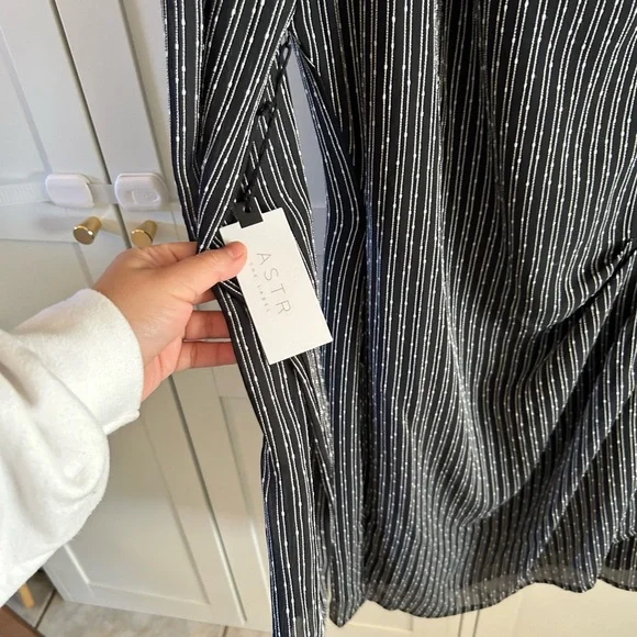 NWT ASTR the Label stripe mini cocktail dress - Picture 7 of 7